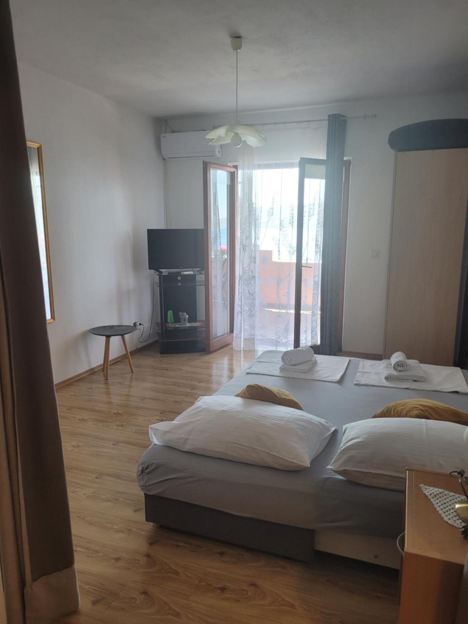 Apartments Coko Omiš Δωμάτιο φωτογραφία