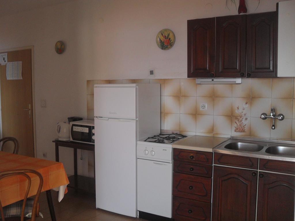 Apartments Coko Omiš Δωμάτιο φωτογραφία