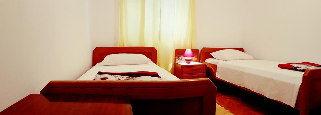 Apartments Coko Omiš Εξωτερικό φωτογραφία