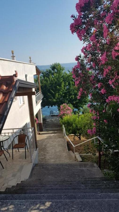 Apartments Coko Omiš Εξωτερικό φωτογραφία