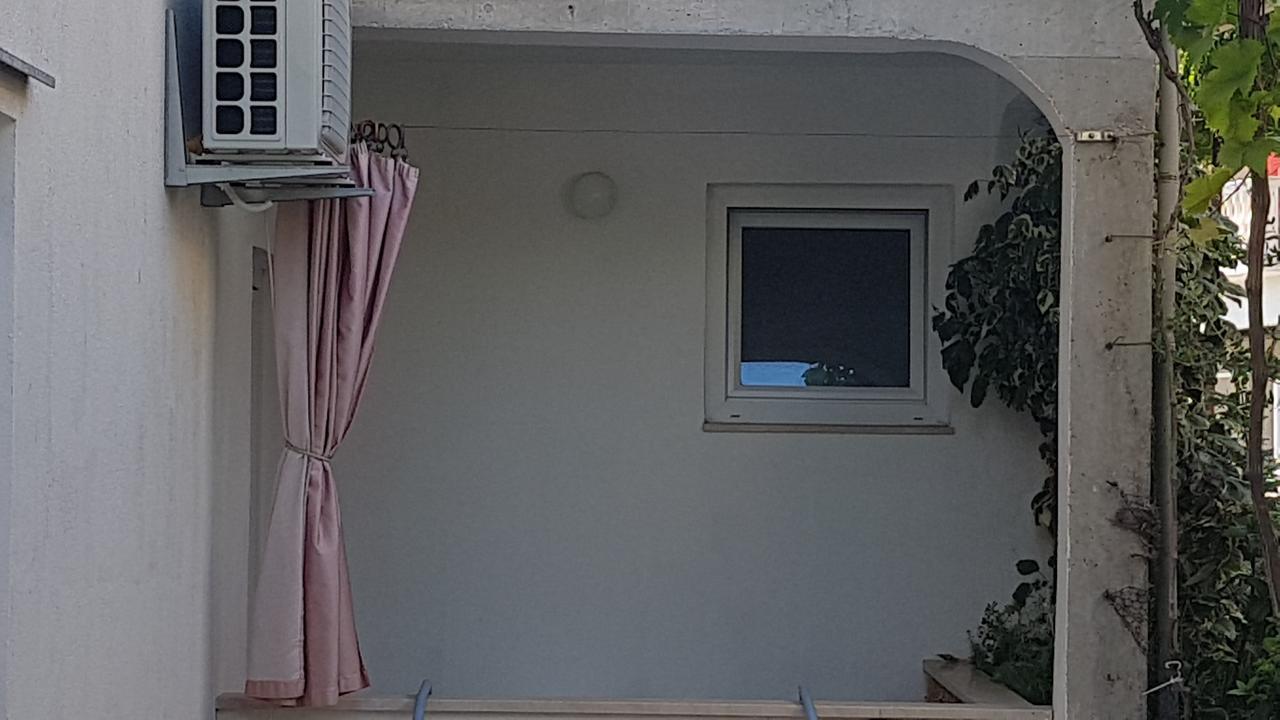 Apartments Coko Omiš Εξωτερικό φωτογραφία