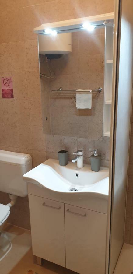 Apartments Coko Omiš Εξωτερικό φωτογραφία