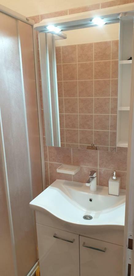 Apartments Coko Omiš Εξωτερικό φωτογραφία